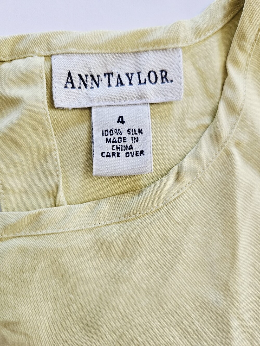Vintage Ann Taylor 100% Silk Light Green Chartreuse Sleeveless Blouse Tank Top 4 - Picture 5 of 8